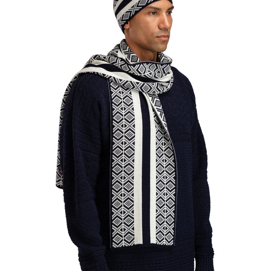 Dale Of Norway KVITEGGA SCARF Navy Offwhite One size - PeakStyle