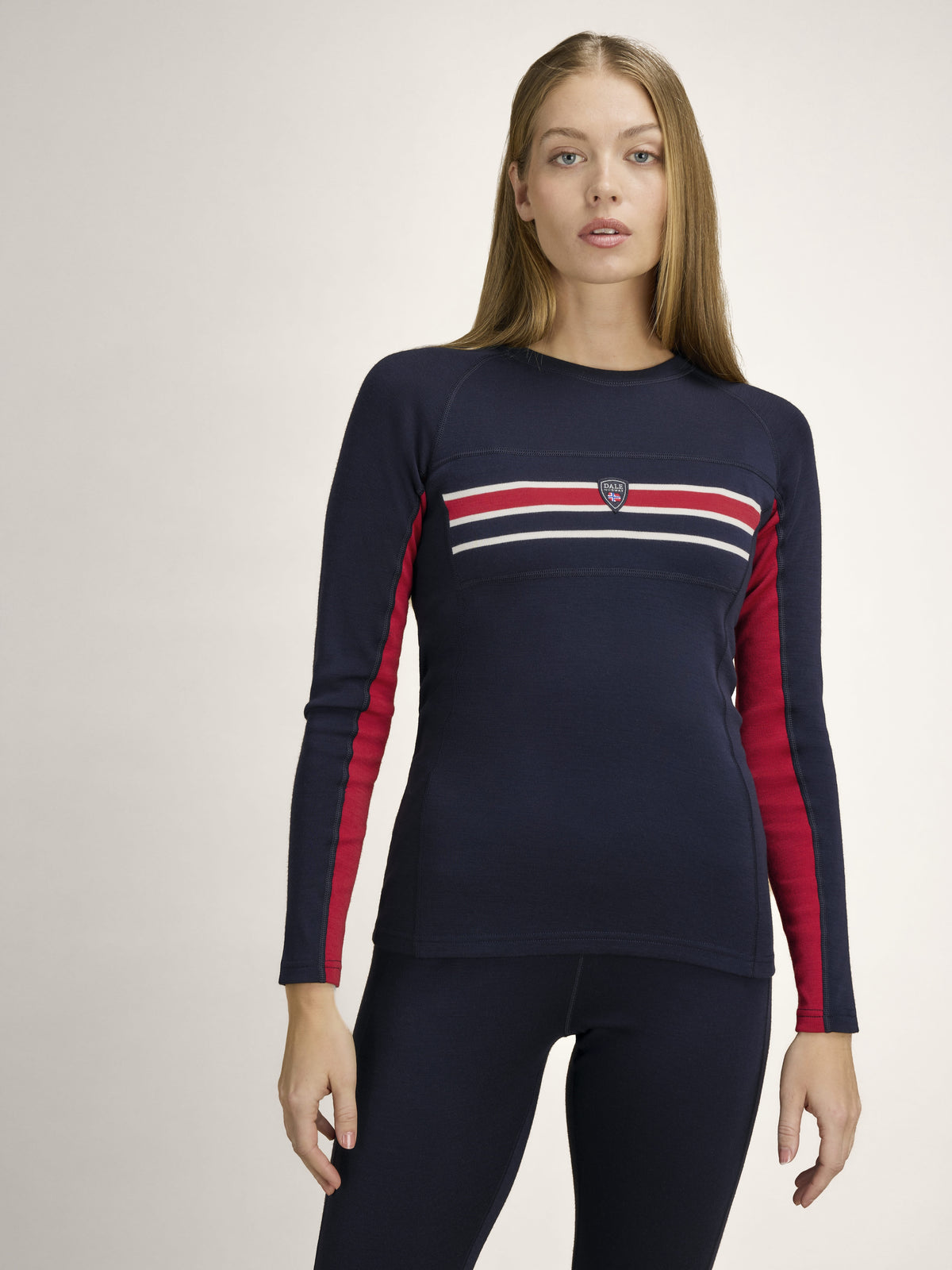Dale of Norway Aksla Damen Crew Neck Navy - Red - Offwhite – Studio 2