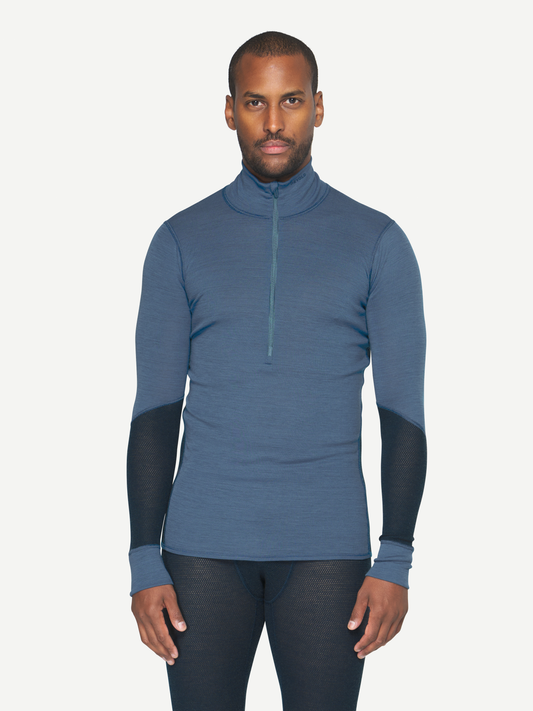 Devold WOOL MESH 190 ZIP NECK Herren Funktionsshirt | Berry - Ink | Studio 1