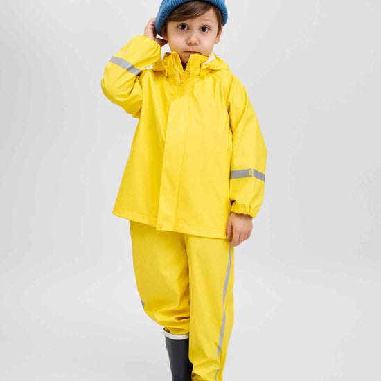 Reima Lampi Yellow – Foto de estudio 2