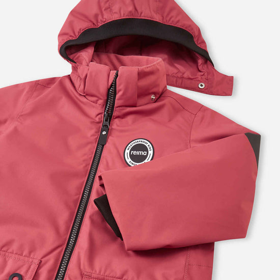 Combinaison de mi-saison Reima Sevetti ReimaTec pour enfants, couleur Red Clay – Détails du produit : capuche