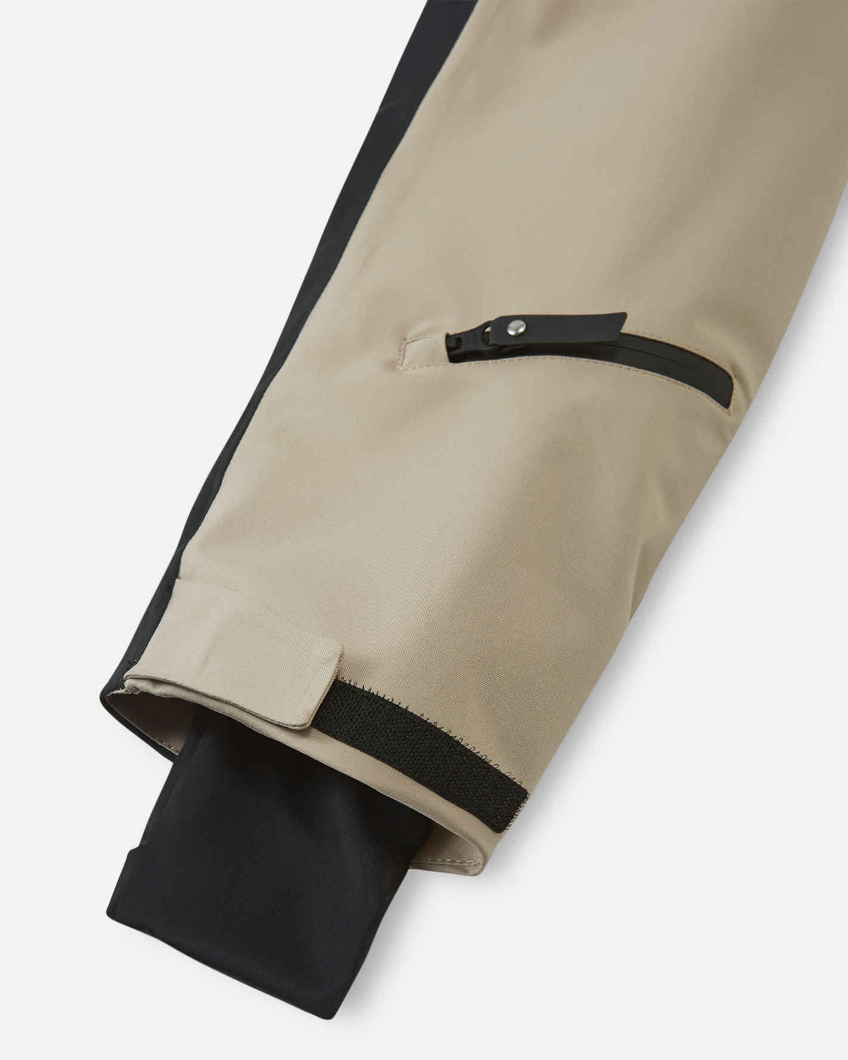 Tuta da neve Reima Skaulo ReimaTec per bambini, colore Earthy Beige – Dettaglio manica