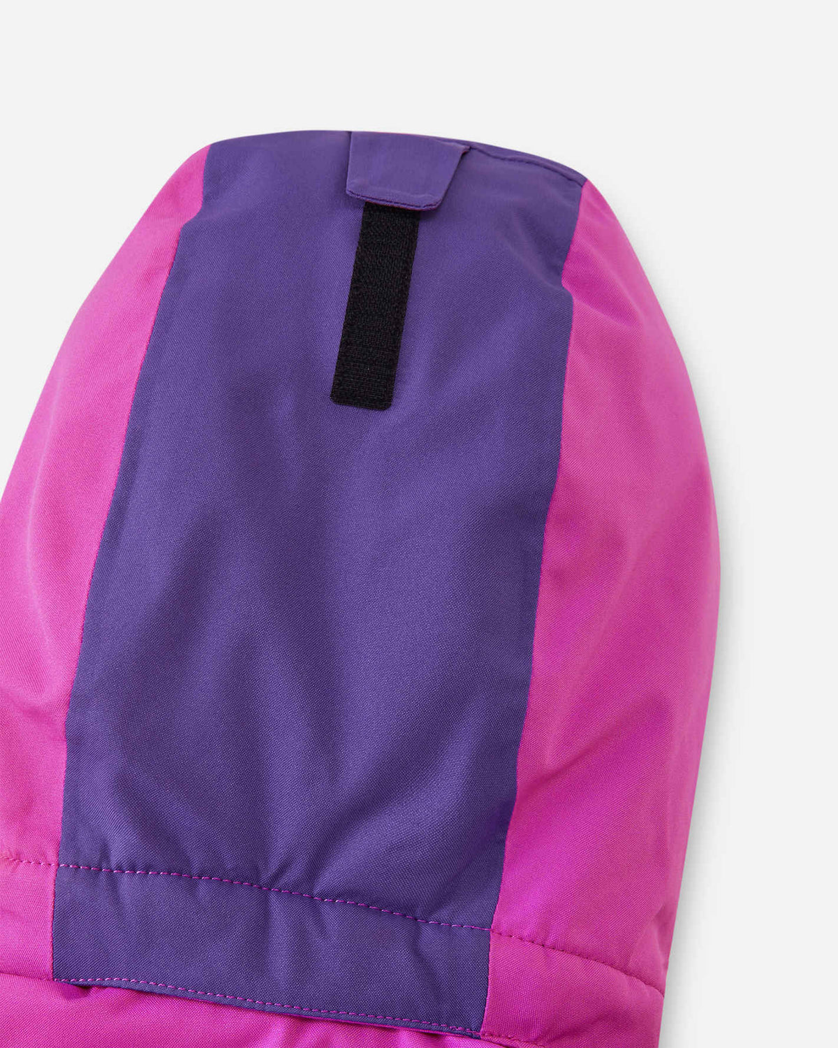 Tuta da neve Reima Skaulo ReimaTec per bambini, colore fucsia – Dettaglio al ginocchio