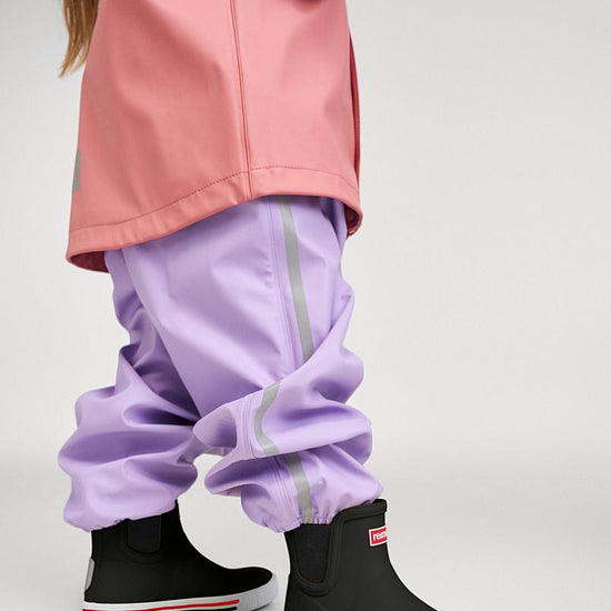 Botas de lluvia Reima Ankles para niños – Negro – Detalle de la foto de estudio