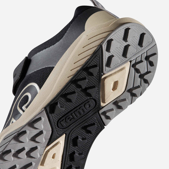 Reima Enkkari ReimaTec Sneaker per bambini Nero – Dettagli prodotto 1