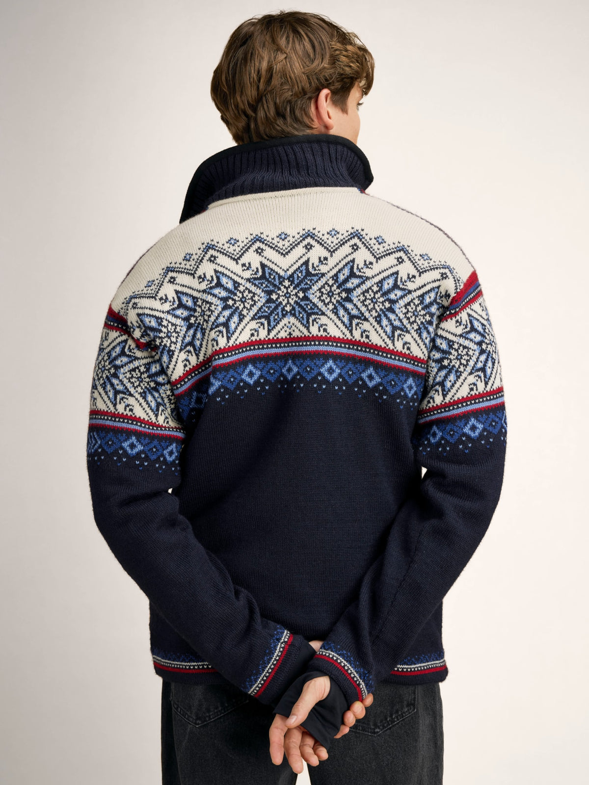 Dale Of Norway 93981 – C00 – Studio – Source 93981_c00_vail_wp_masc_sweater--40.jpg