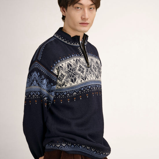 Dale of Norway BLYFJELL Men's Midnight Navy - Blue Shadow - Offwhite - Copper - Studio side view