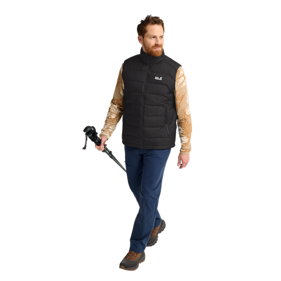 Jack Wolfskin WILD PASS DOWN VEST M RDS Herren Daunenweste Black – Studioaufnahme