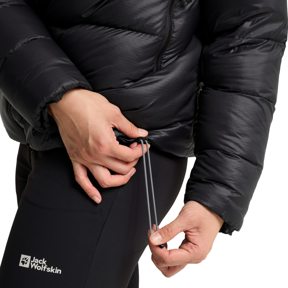 Jack Wolfskin SNOWDRIFT DOWN Damen-Daunenjacke Black – Detailansicht 2