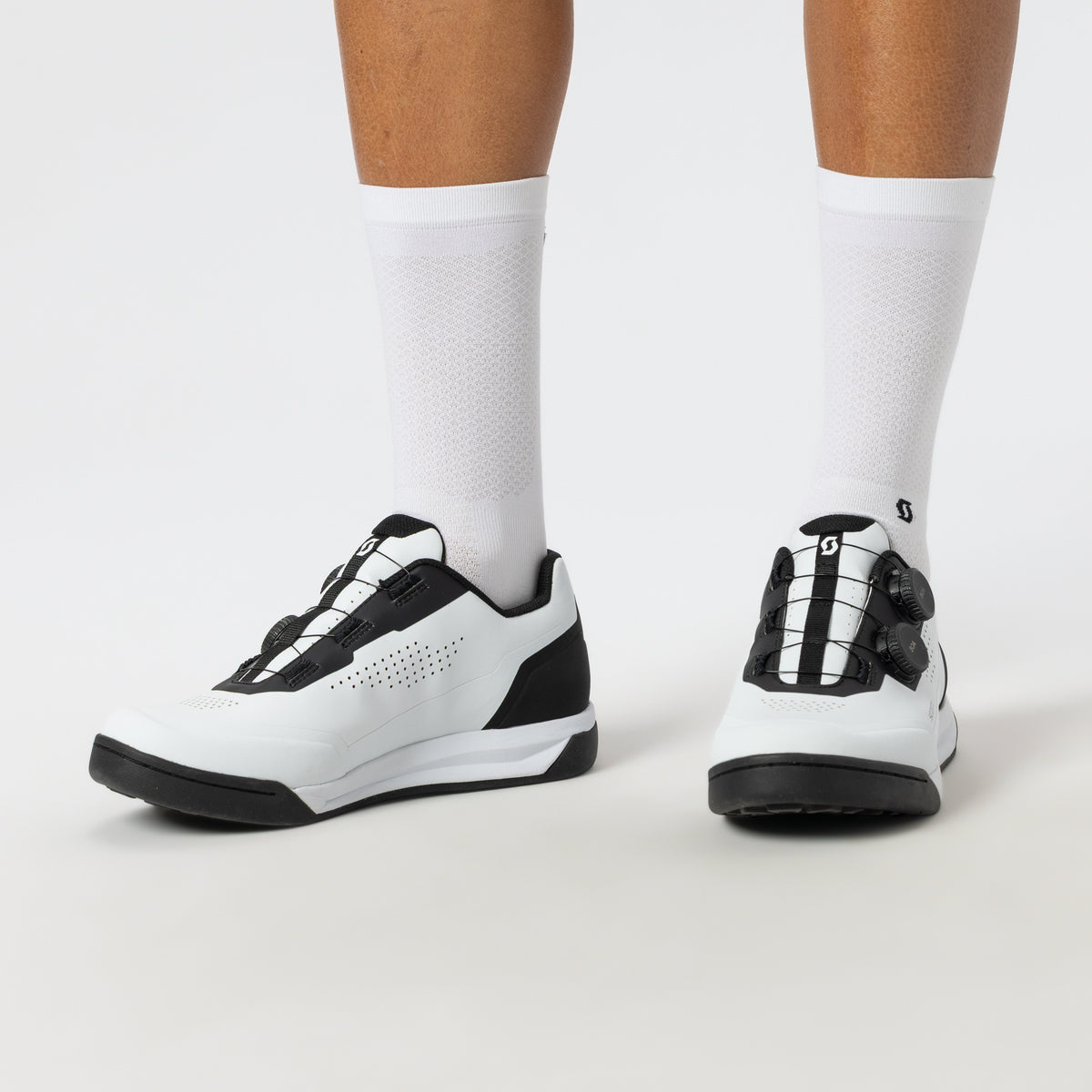 Scott Volt Pro Clip Herren Mountainbikeschuh | White - Black | Studio 1