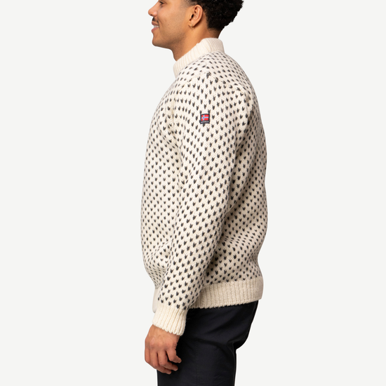 Devold NORDSJØ Wollpullover Unisex – OFFWHITE – Studioansicht