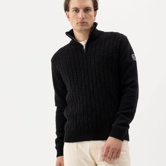 Alvin T-neck WP – Black – Produktansicht
