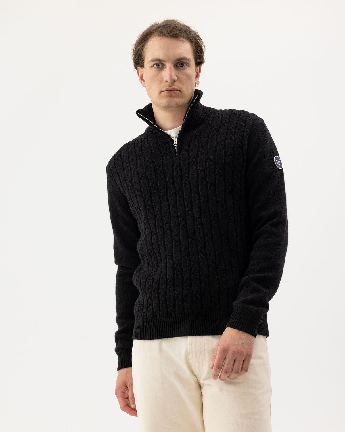 Alvin T-neck WP – Black – Produktansicht