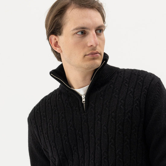 Alvin T-neck WP – Black – Produktansicht