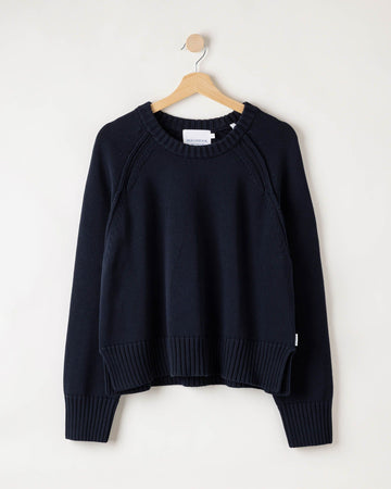 Meg Crew – Navy – Packshot