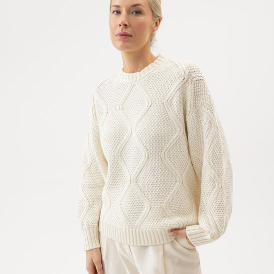 Holebrook Mirra Crew – Off White – Studioansicht