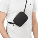 Bach PADDED CHEST POCKET S - PeakStyle