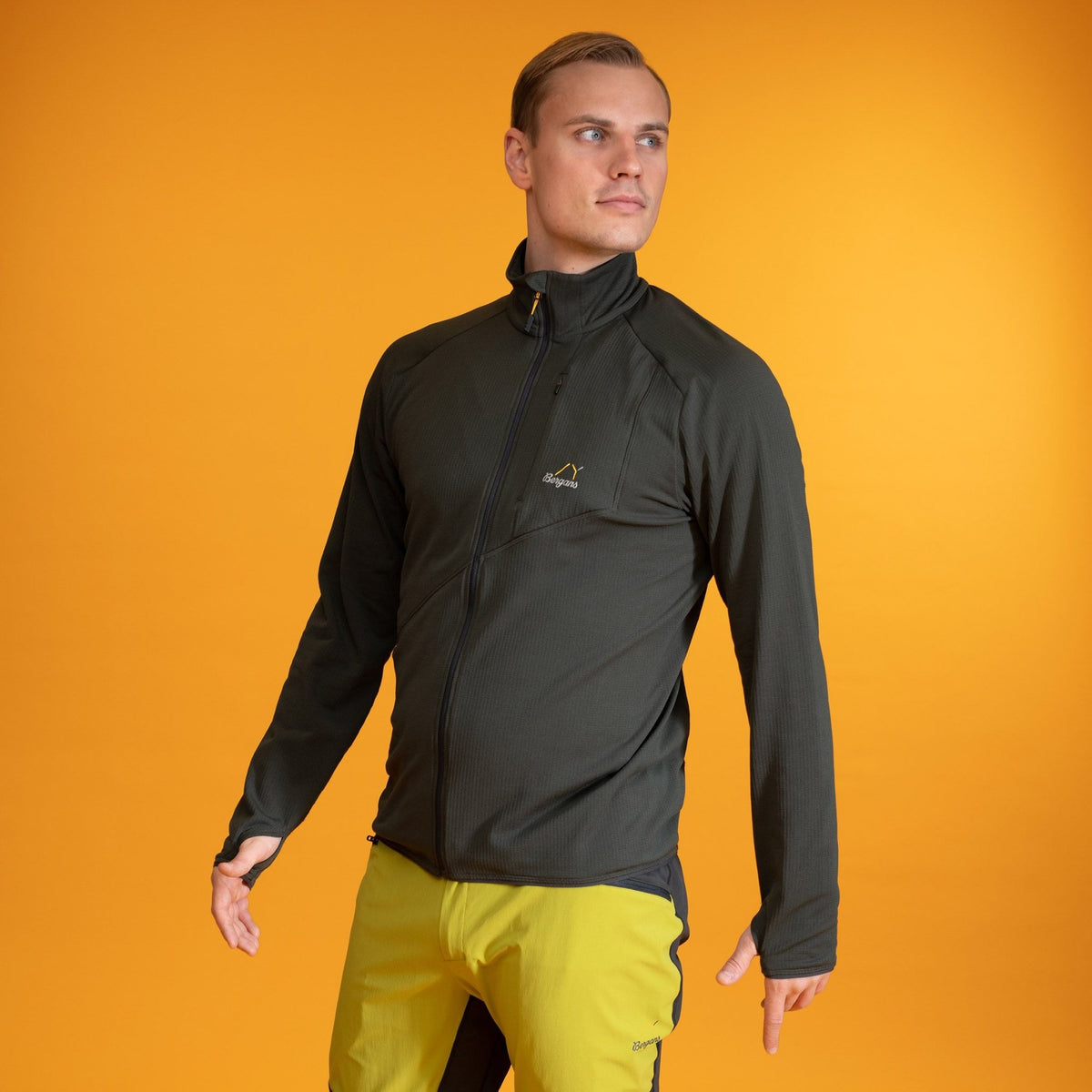 Bergans M Y LIGHTLINE ESSENCE MIDLAYER JACKET - Midlayer bei PeakStyle