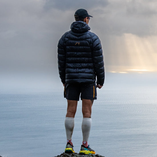 Bergans M Y LIGHTLINE WEIGHTLESS DOWN JACKET HOOD - Daunenjacken bei PeakStyle