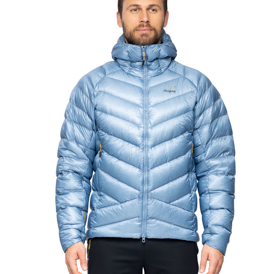 Bergans M Y LIGHTLINE WEIGHTLESS DOWN JACKET HOOD - Daunenjacken bei PeakStyle