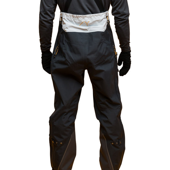 Bergans M Y MOUNTAINLINE BOLD 3L SHELL BIB PANTS - Wintersporthosen bei PeakStyle