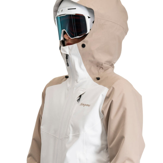 Bergans W OPPDAL INSULATED SHELL JACKET - Jacken bei PeakStyle