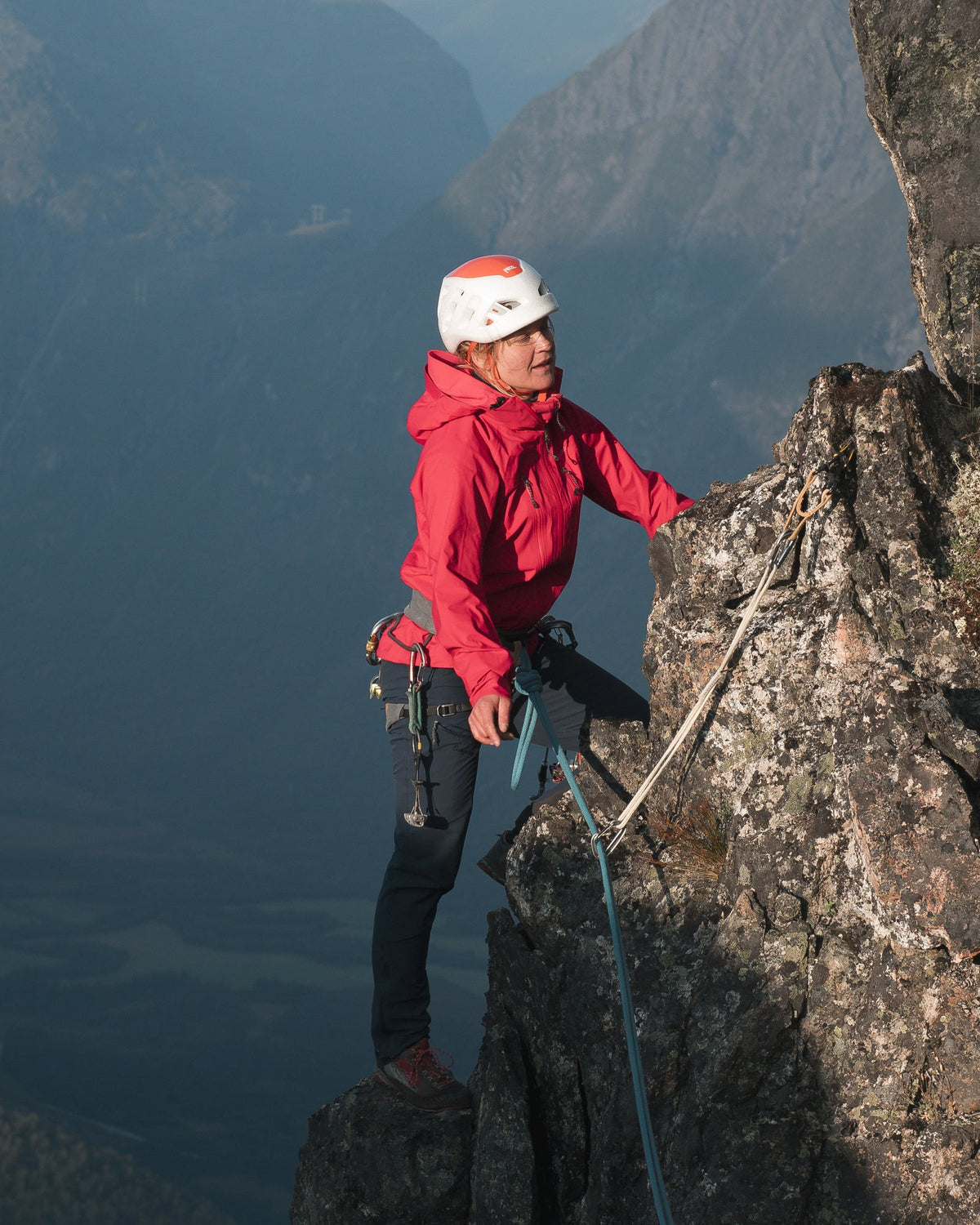 Bergans W TIND 3L SHELL JACKET - Regenjacken bei PeakStyle