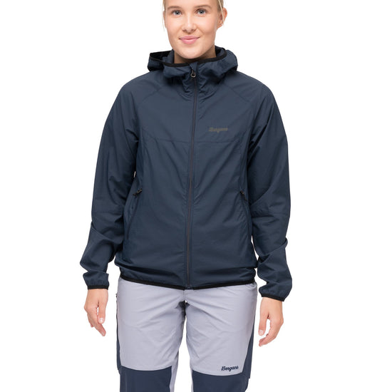 Bergans W VAAGAA WINDBREAKER JACKET - Windjacken bei PeakStyle