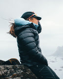 Bergans W Y LIGHTLINE WEIGHTLESS DOWN JACKET HOOD - Daunenjacken bei PeakStyle