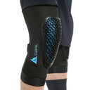 Dainese TRAIL SKINS AIR KNEE GUARD - PeakStyle