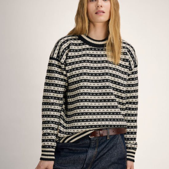 Dale of Norway Skipsleia unisex wool sweater F00 – studio ladies front