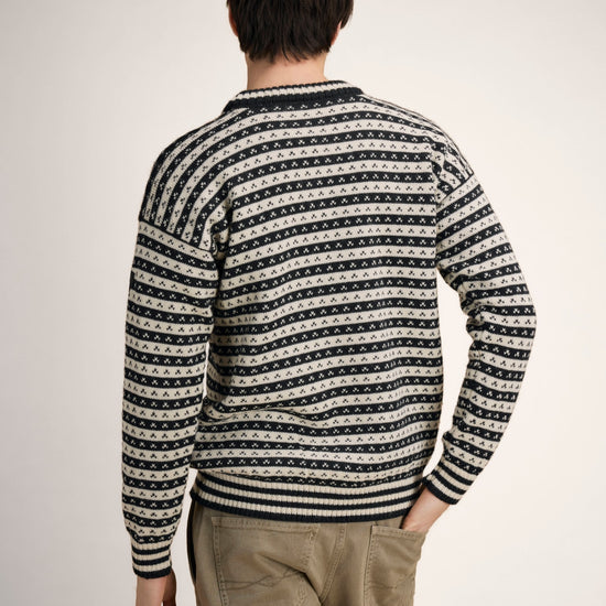 Dale of Norway Skipsleia unisex wool sweater F00 – studio men's back