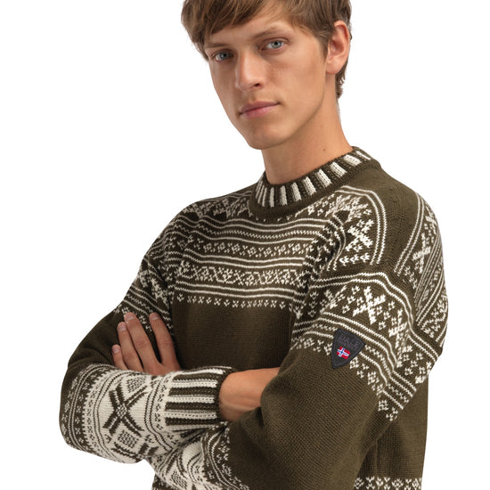 Suéter de lana Torridal de Dale of Noruega para hombre N00 – retrato de estudio