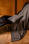 Dale Of Norway FROGNER Merino-Wolldecke – Black - Sand – Studio