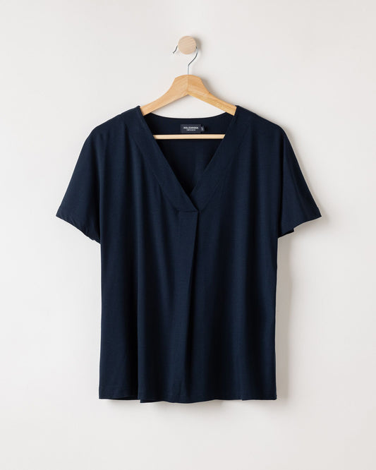 Ellen V-neck Top – Navy – Kleiderbügelaufnahme