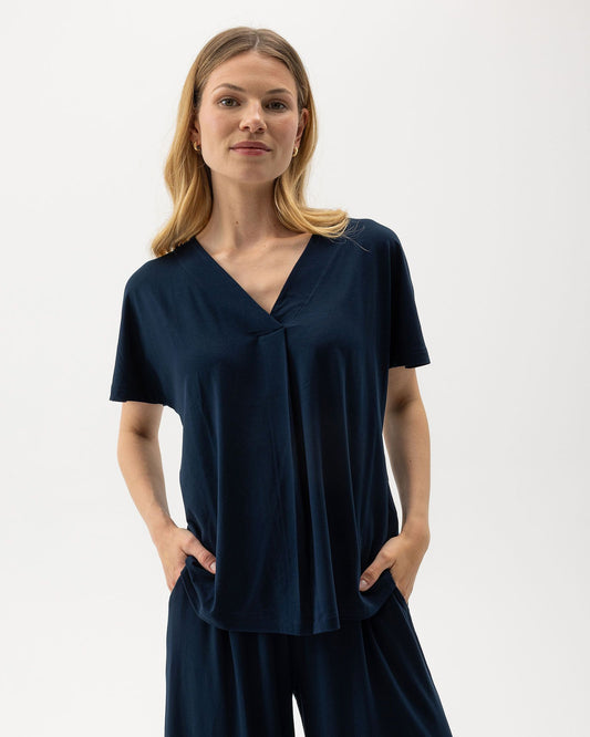 Ellen V-neck Top – Navy – Herstelleransicht