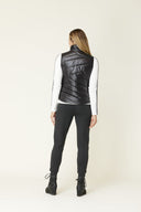 Krimson Klover W SELA REVERSIBLE VEST - PeakStyle