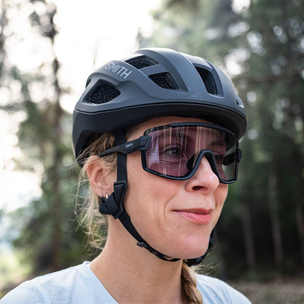 SMITH Triad Mips – Mattschwarz – Lifestyle 1
