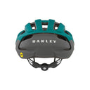 Oakley ARO3 - PeakStyle