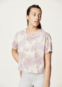 Picture W NOVITA PRINTED TECH TEE - PeakStyle