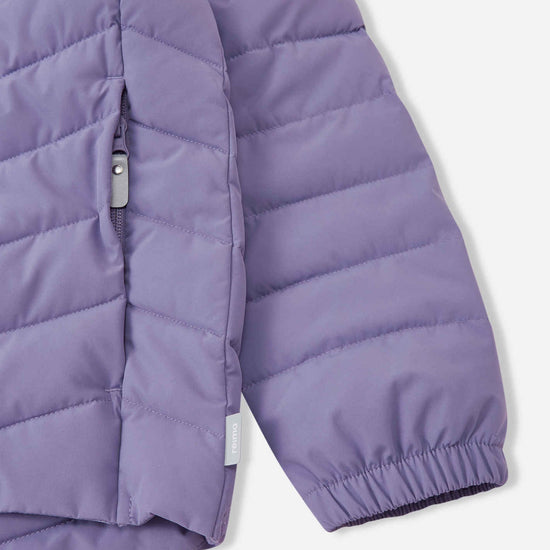 Chaqueta ligera aislante Reima Uumaja para niños, color Misty Violet – Detalles del producto 2