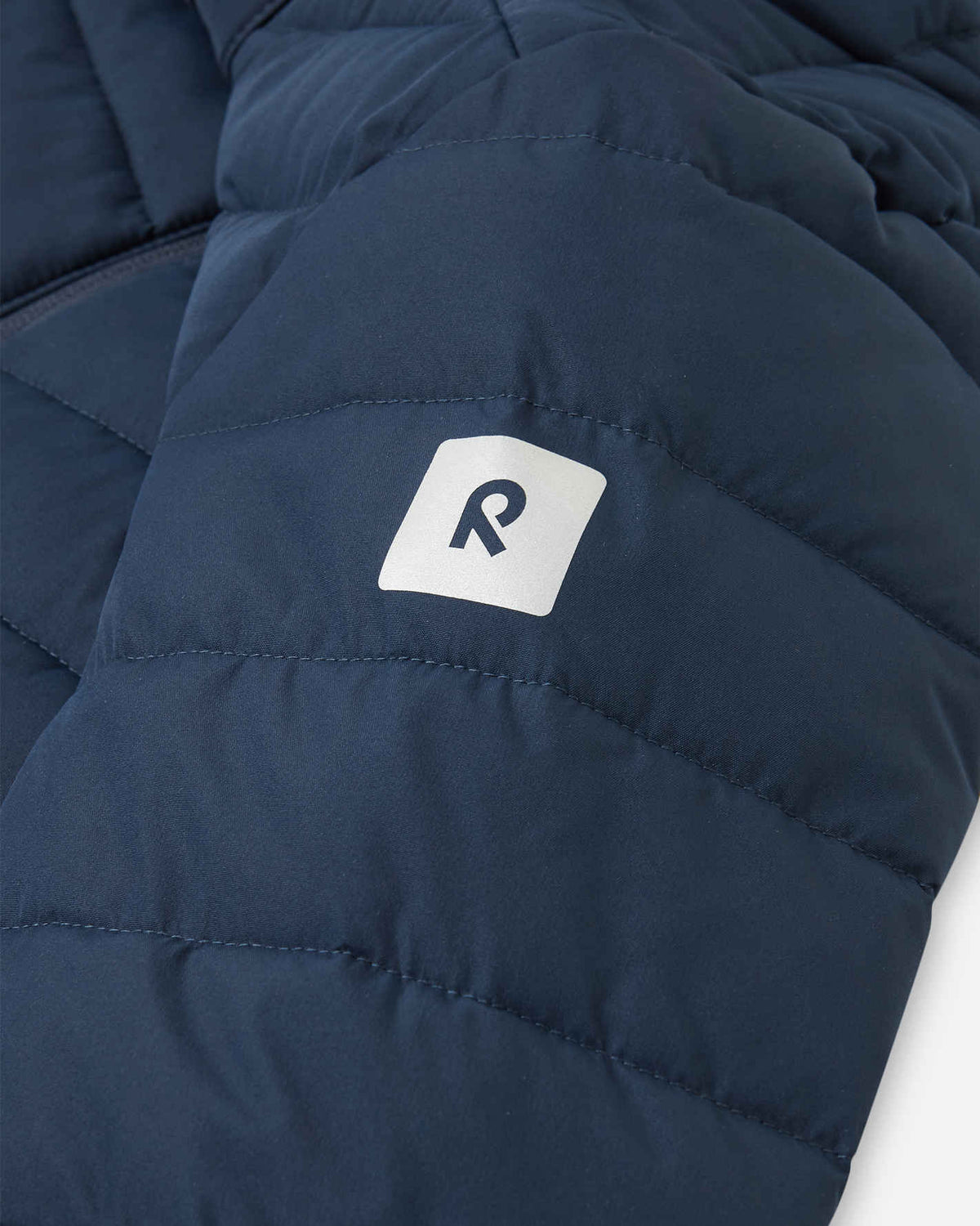 Chaqueta ligera aislante Reima Uumaja para niños, color azul marino – Detalles del producto 4