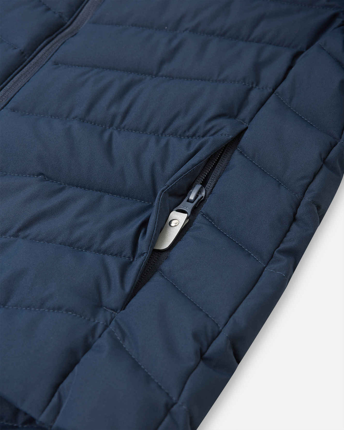 Chaqueta aislante ligera Reima Uumaja para niños, color azul marino – Detalles del producto 3