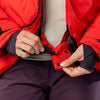 SCOTT Ultimate Warm wintersportjas voor dames, Cocoa Red – Detail- en lifestylefoto 3