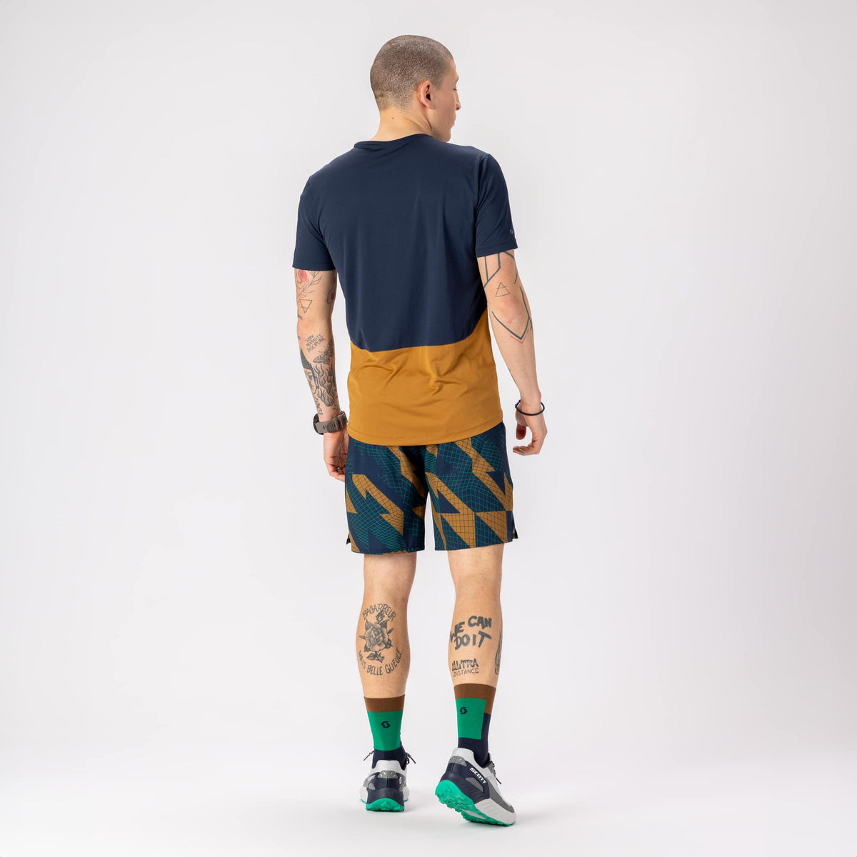 SCOTT M Endurance Tech Kurzarmshirt Herren - Laufshirts bei PeakStyle