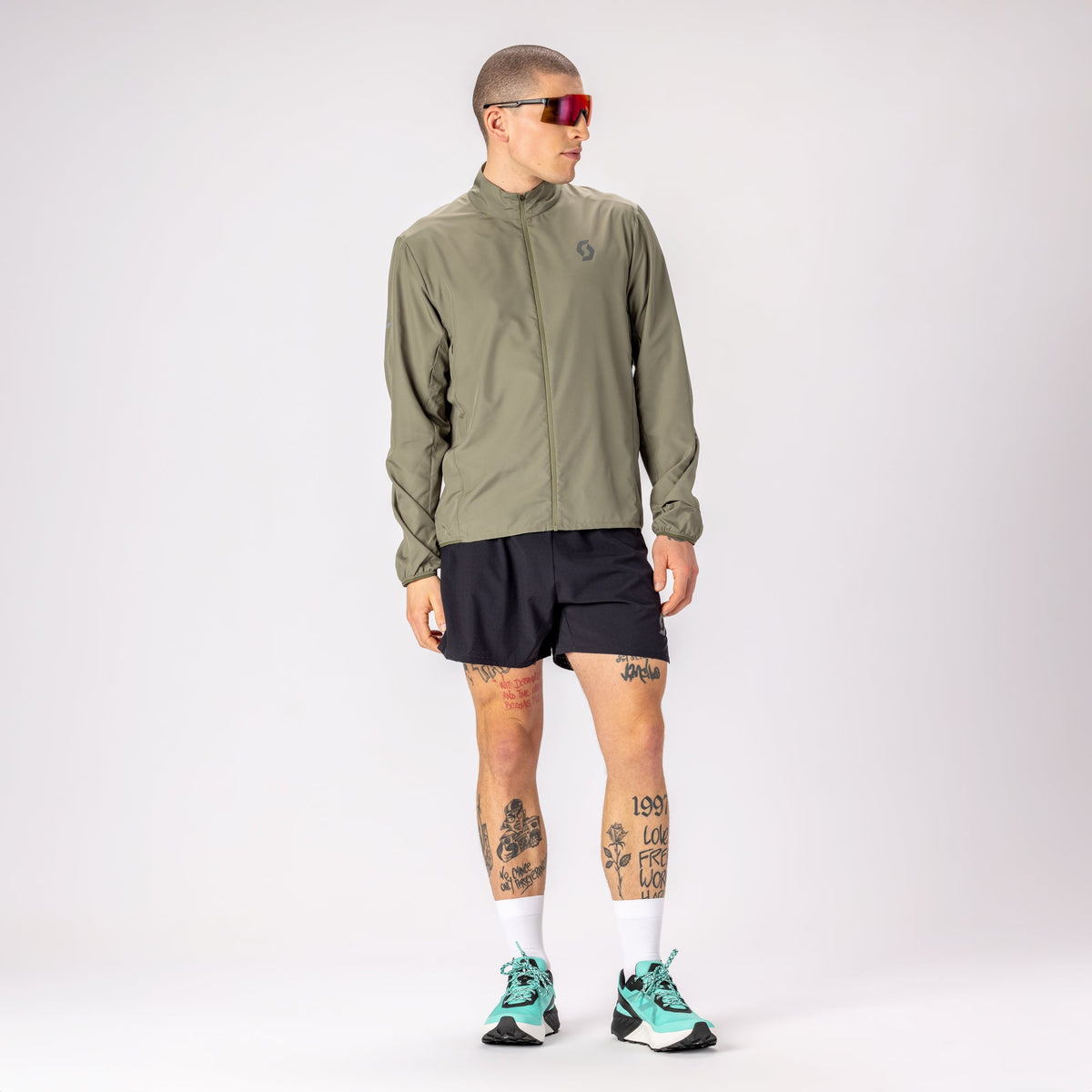 SCOTT Endurance Tech Windbreaker Herrenjacke – Lifestyleansicht 7