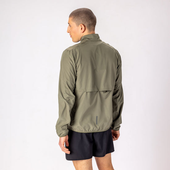 SCOTT Endurance Tech Windbreaker Herrenjacke – Lifestyleansicht 5