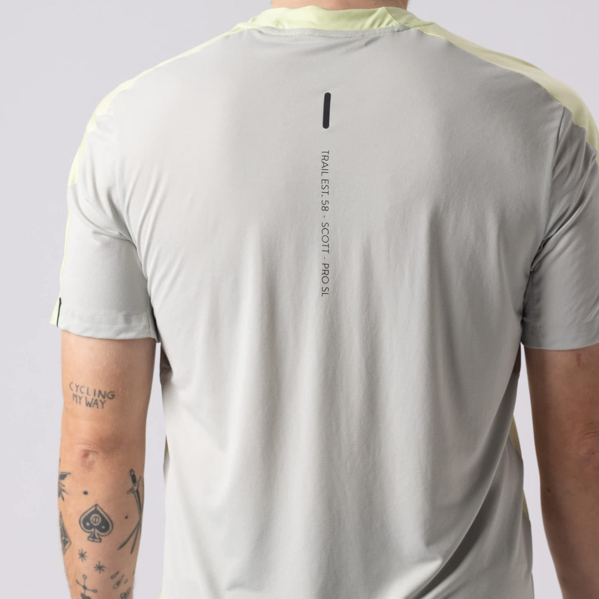 SCOTT Vertic Pro SL Kurzarmshirt für Herren - Kurzarm-Radtrikots bei PeakStyle
