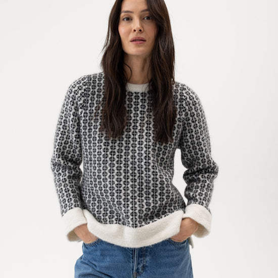 Margaret Crew – Off White-Black – Herstelleransicht