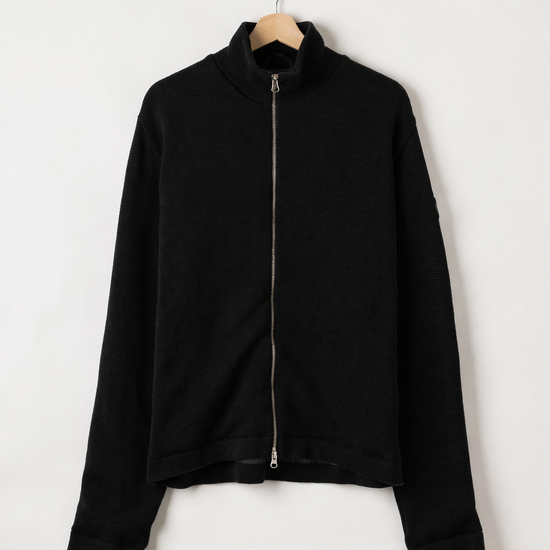 Albrekt Fullzip WP – Black – Kleiderbügelaufnahme